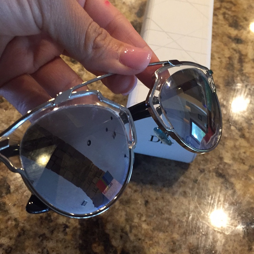 Dior Sunglasses - Picture 3 of 8